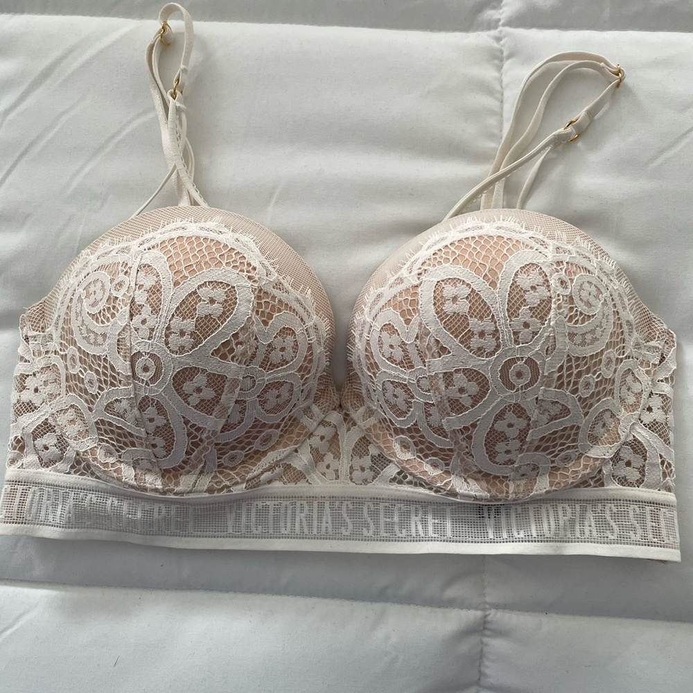 Victoria's Secret Lace Nude Push Up Bra